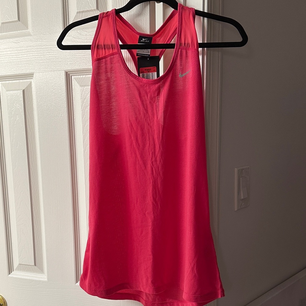 NWT Nike Women's Dri-Fit Vibrant Pink Runners Tank Top, L
